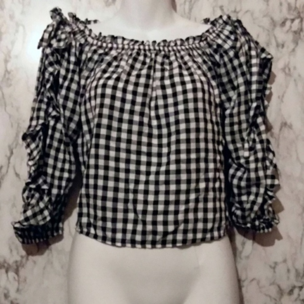 American Eagle Black & White Check Crop‎ Top XS Ruffled Long Sleeved